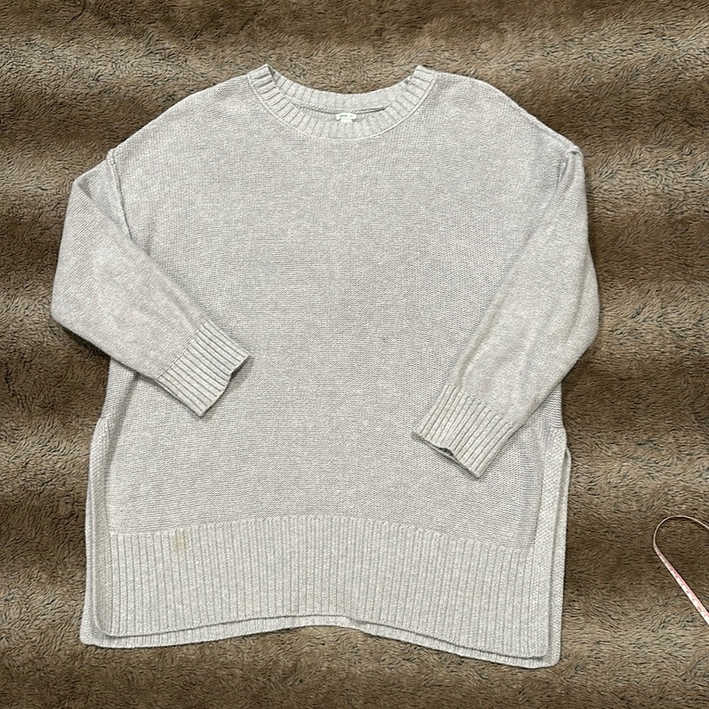 EVERYTHING $5 SALE ‼️⭐️ Aerie oversized light grey sweater